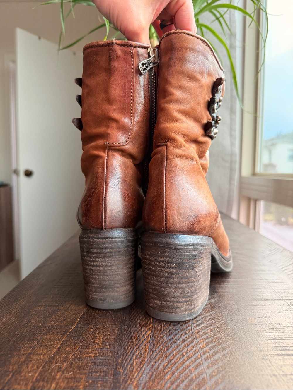 AS98 Fleece-Lined Women’s Brown Leather Studded Lace-Up Ankle Boots 38/8 - Picture 5 of 9